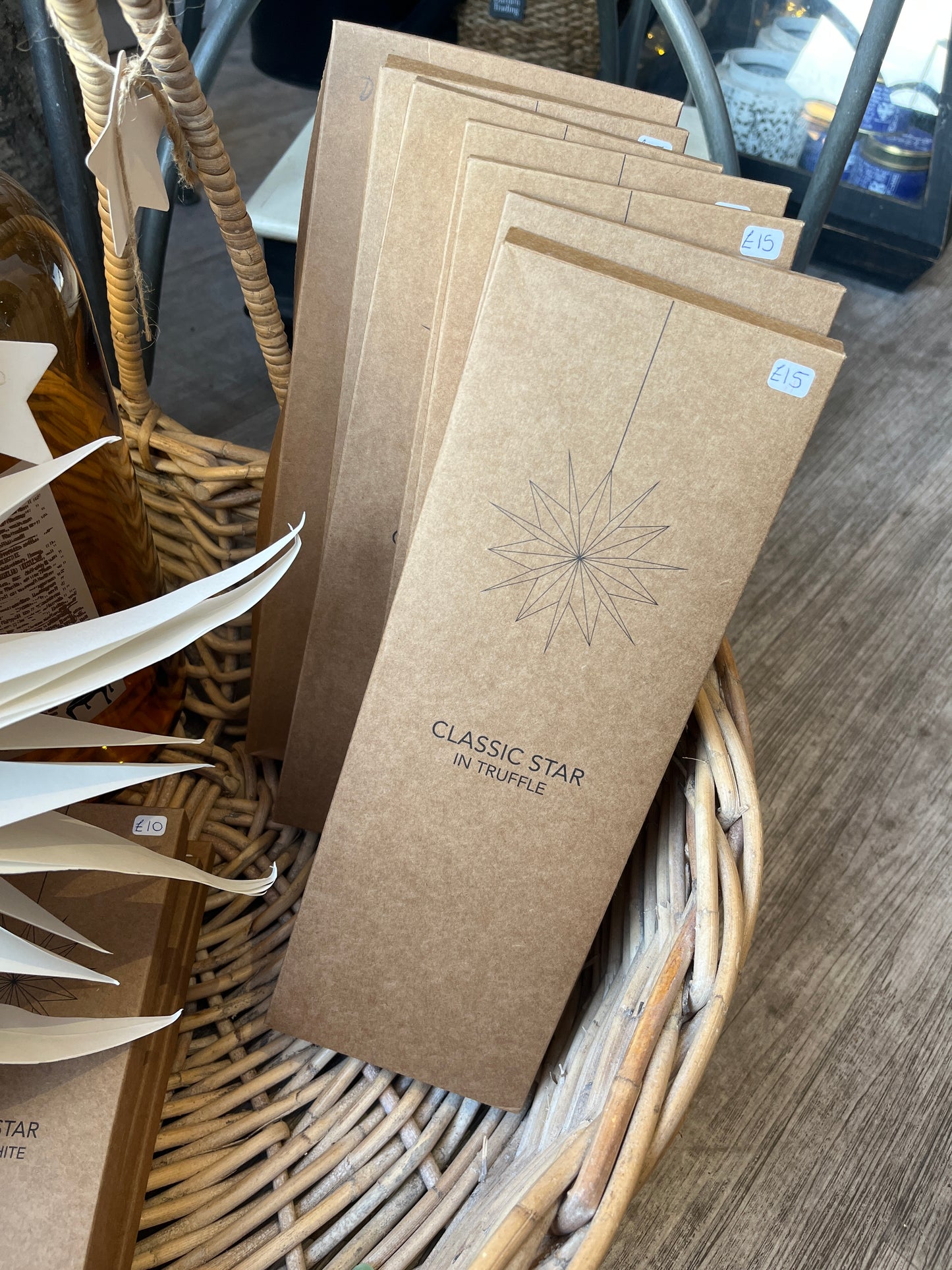 Classic Star in Truffle Large