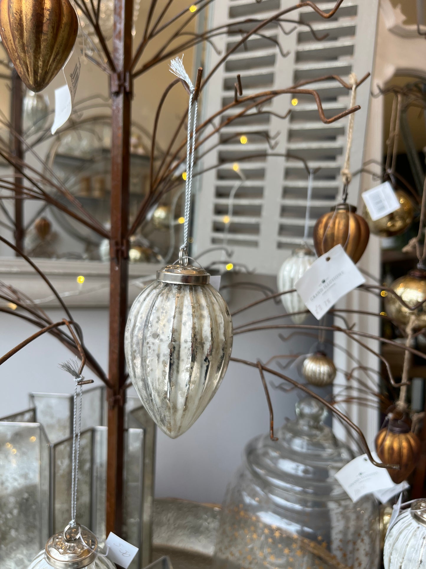 Large Ribbed Gourd Decoration